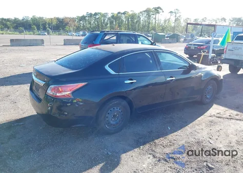 2015 Nissan Altima 2.5 S из США, поврежденный, VIN 1N4AL3AP3FC159519